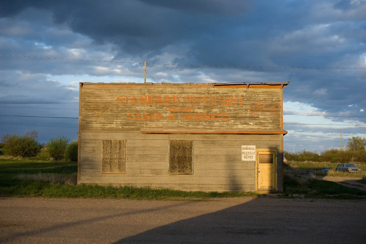 Old Standard Implement Company building, 2009
